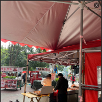 看看小区什么样了？！物管你们一天在干什么呢？